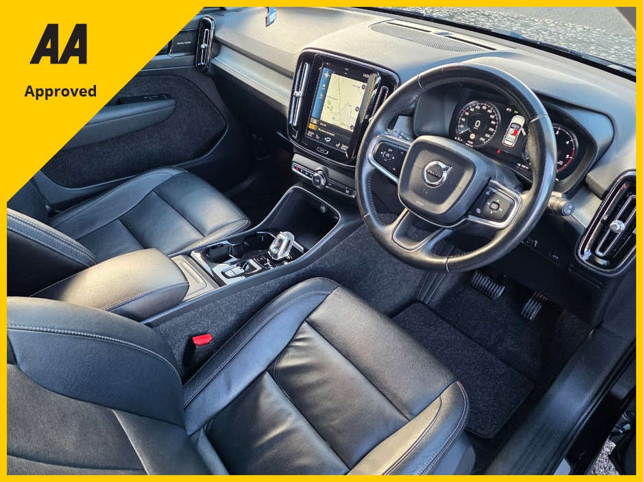 2019 Volvo XC40 2L Diesel For Sale Images