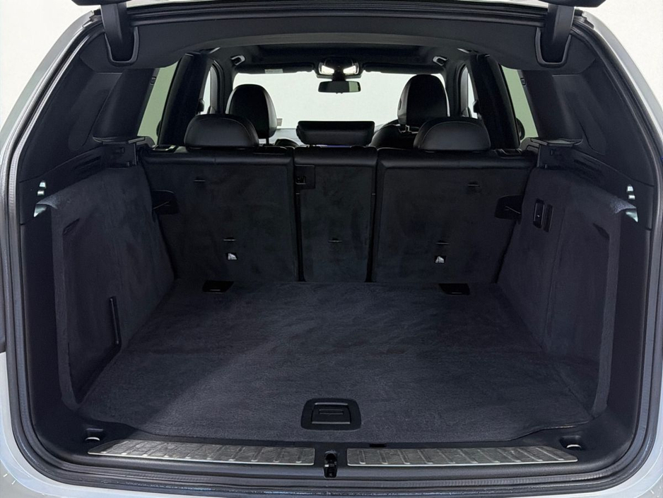 BMW iX3 80 kWh M Sport Pro — thumbnail 12