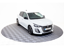 Peugeot 208 Allure Hybrid Auto 110HP
