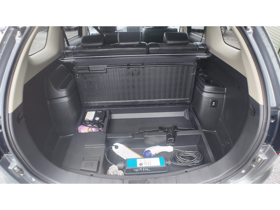 2017 Mitsubishi Outlander 2L Petrol Plug-in Hybrid For Sale Images