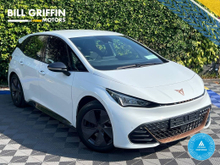 Cupra Born V1 58KWH // APPLE CARPLAY/ANDROID AUTO // DUAL ZONE CLIMATE CONTROL // ADAPTIVE CRUISE CONTROL