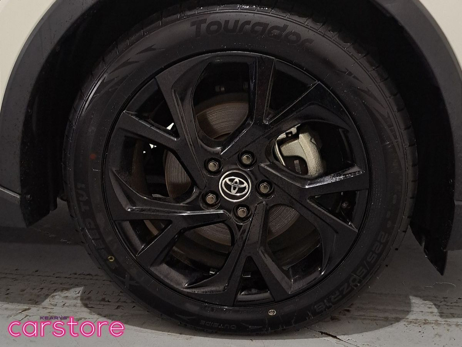 Toyota C-HR 1.8 hybrid — thumbnail 12