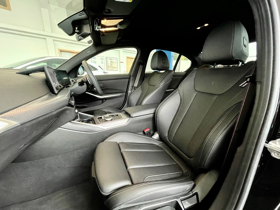 2025 BMW 3 Series 2L Petrol Plug-in Hybrid For Sale Images
