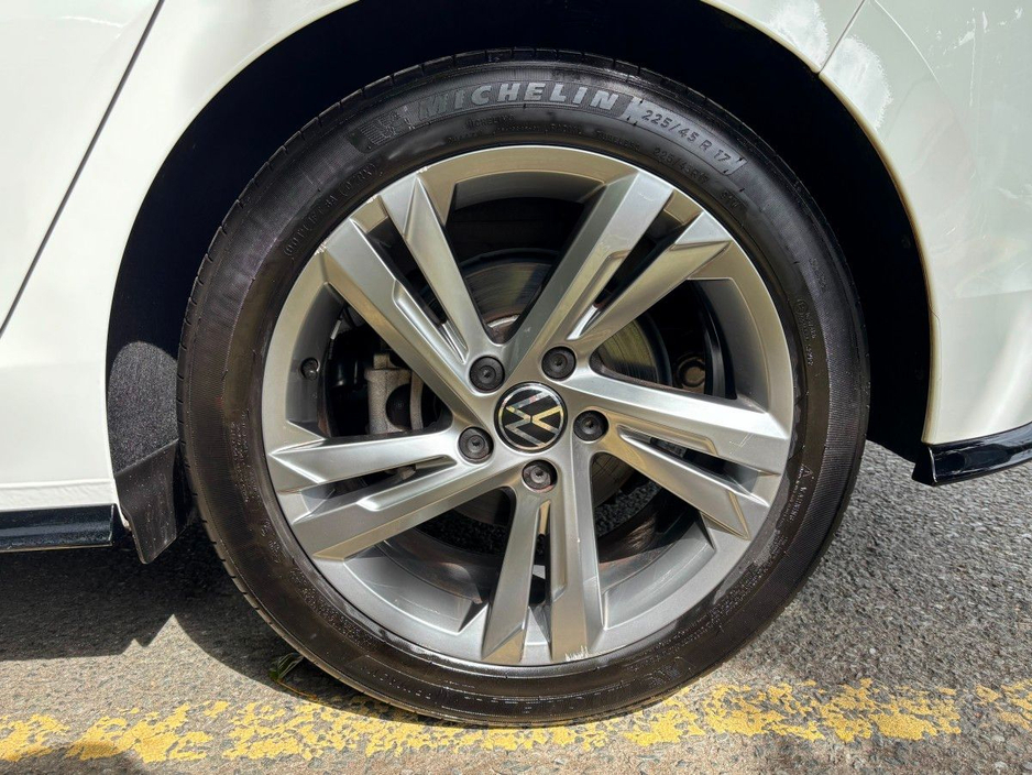 Volkswagen Golf R-LINE TDI AUTO 12 MONTH WARRANTY — thumbnail 19
