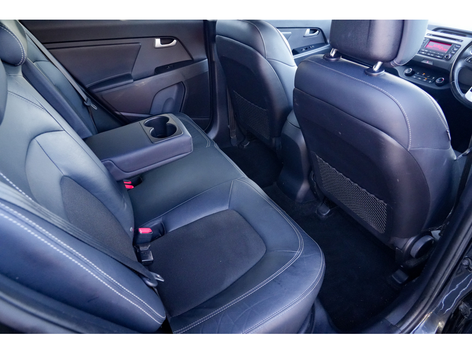 Kia Sportage 1.7 Diesel Manual — thumbnail 4