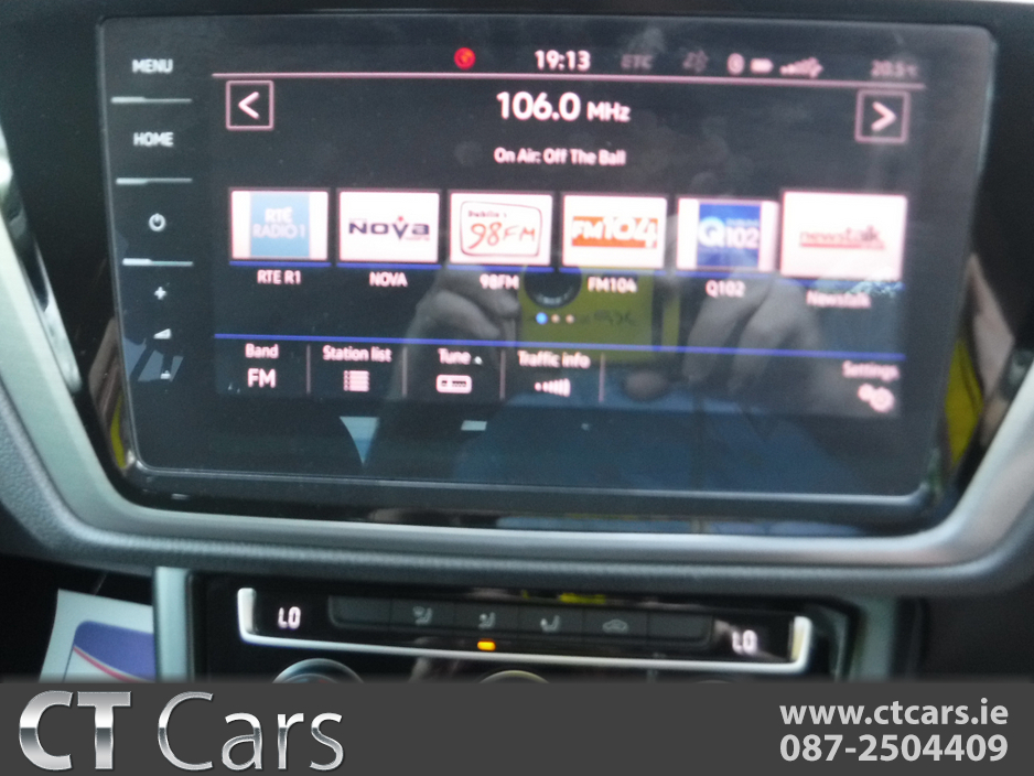 2018 Volkswagen Touran 1.4L Petrol For Sale Images