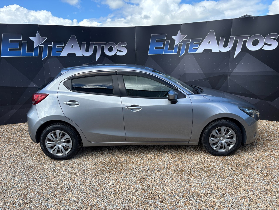 Mazda Demio 1.3 Skyactive automatic — thumbnail 8