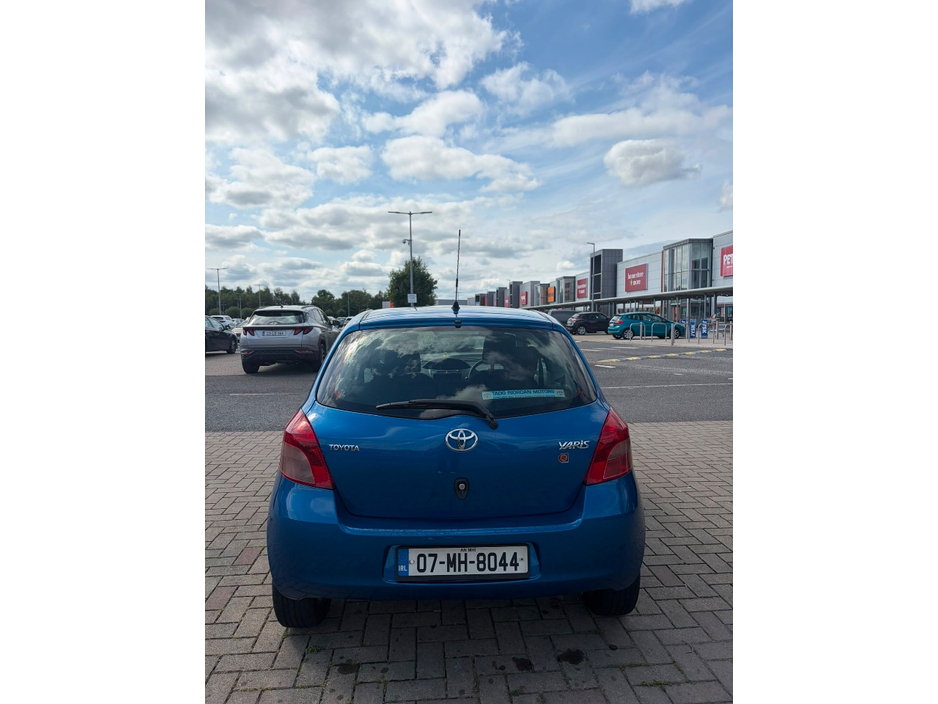 Toyota Yaris NG 1.3L STRATA 3DR — thumbnail 3
