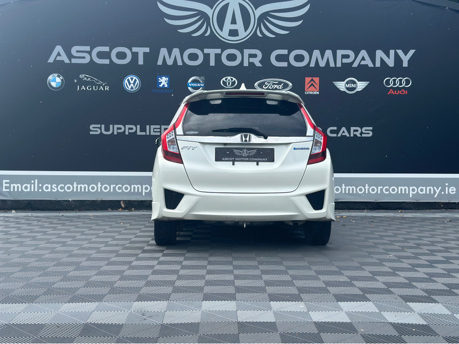 Honda Fit Hybrid — thumbnail 9
