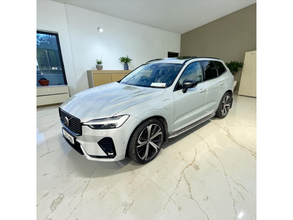 2023 Volvo XC60 2L Petrol Plug-in Hybrid For Sale Images
