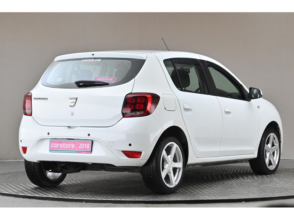 Dacia Sandero 1.0 SIGNATURE 5SPD *17"ALLOYS*REAR PARK SENSORS* — thumbnail 9
