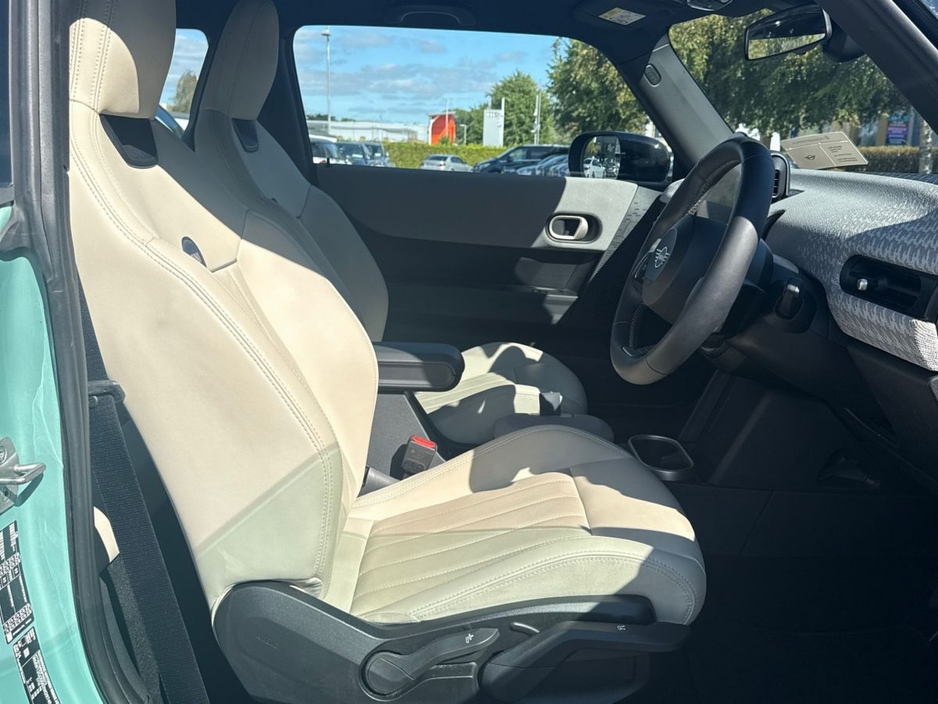 2024 MINI Hatch 1.5L Petrol For Sale Images