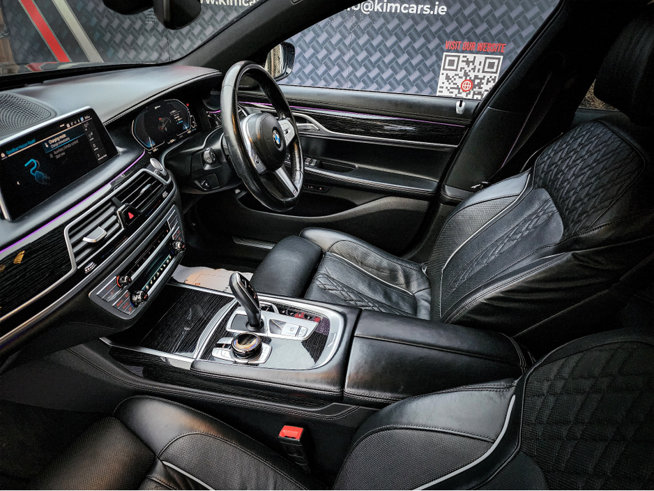 2021 BMW 7 Series 3L Petrol Plug-in Hybrid For Sale Images