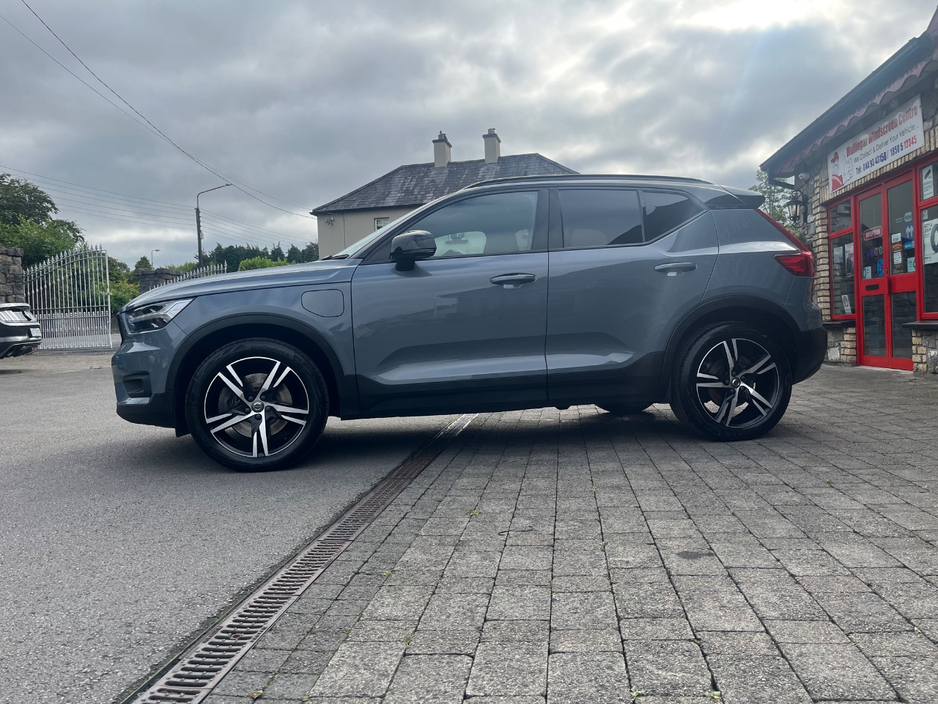 2021 Volvo XC40 1.5L Hybrid For Sale Images