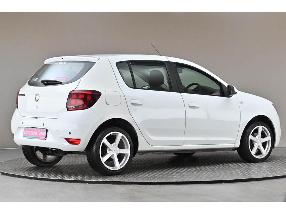 Dacia Sandero 1.0 SIGNATURE 5SPD *17"ALLOYS*REAR PARK SENSORS* — thumbnail 10