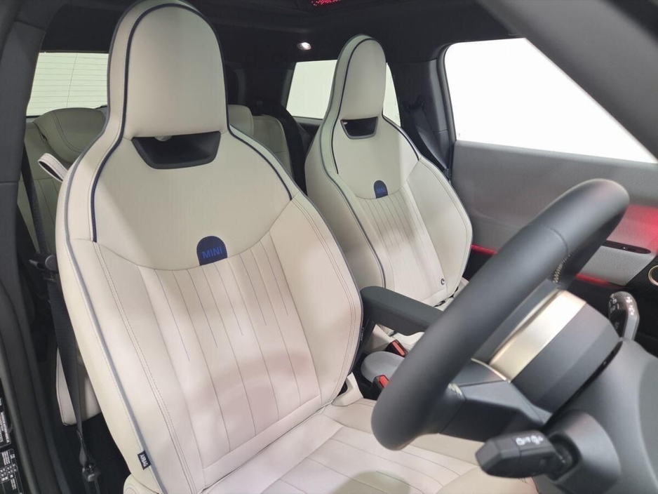 2026 MINI Hatch 0L Electric For Sale Images