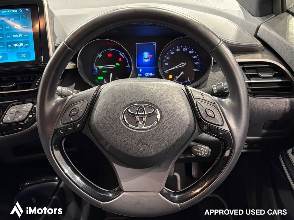 Toyota C-HR G HYBRID AUTOMATIC — thumbnail 16