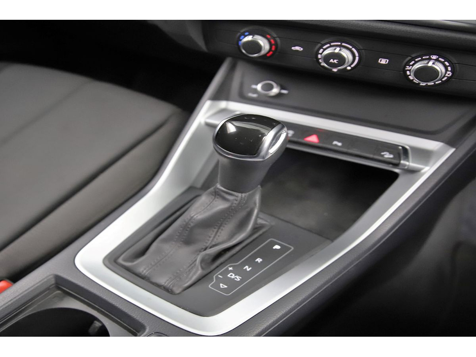 Audi Q3 35 TDI 150BHP S TRONIC SE — thumbnail 16