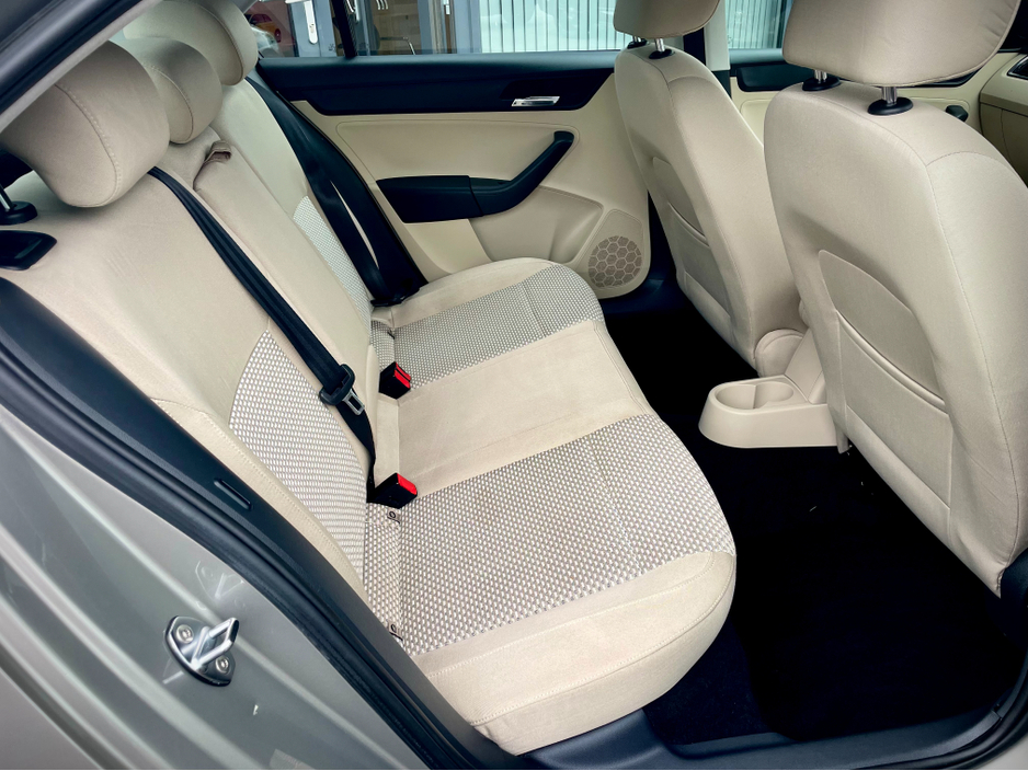 2013 SEAT Toledo 1.6L Diesel For Sale Images