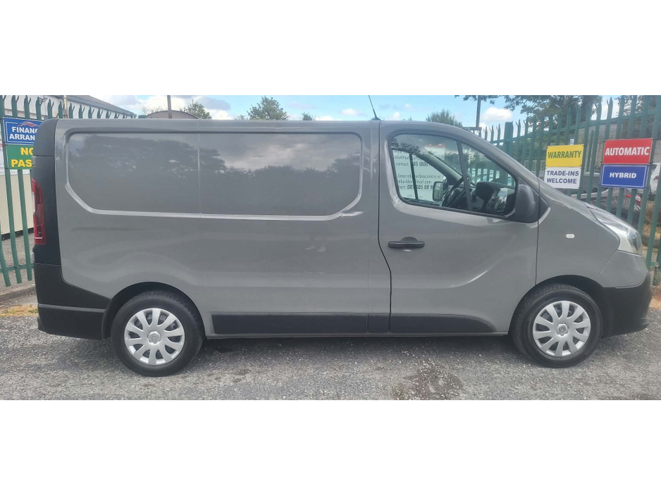 2019 Renault Trafic 1.6L Diesel For Sale Images