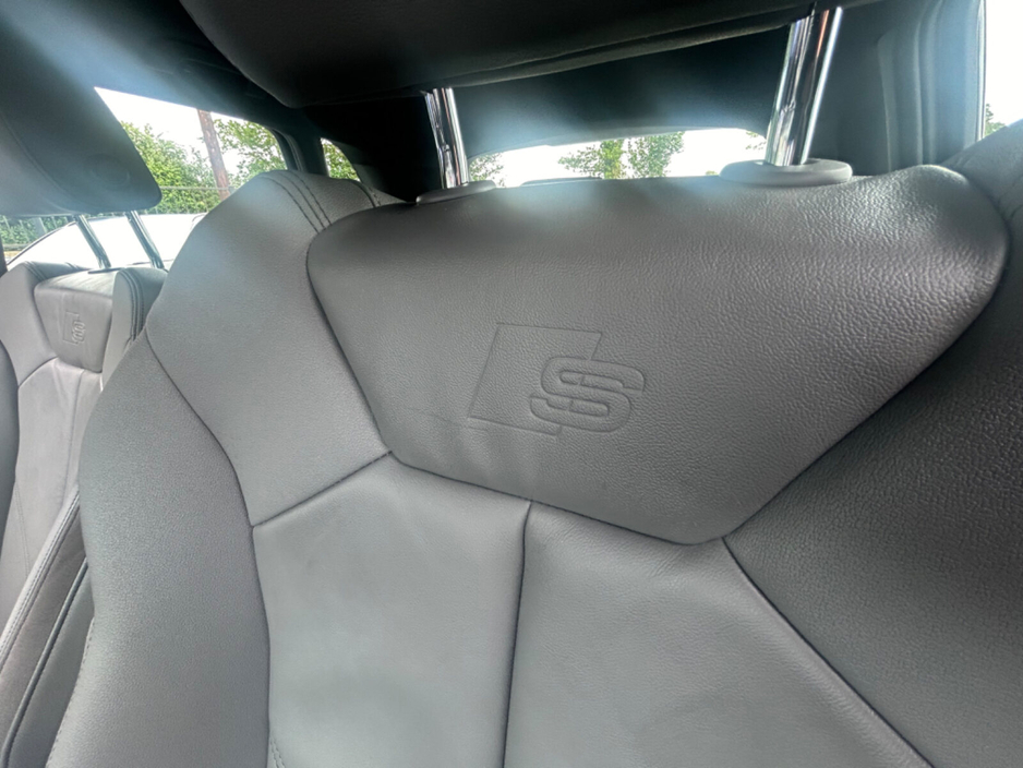 2022 Audi Q3 1.4L Petrol Plug-in Hybrid For Sale Images