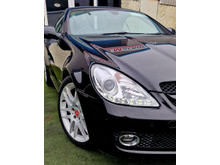 2010 Mercedes-Benz SLK Class 1.8L Petrol For Sale Images