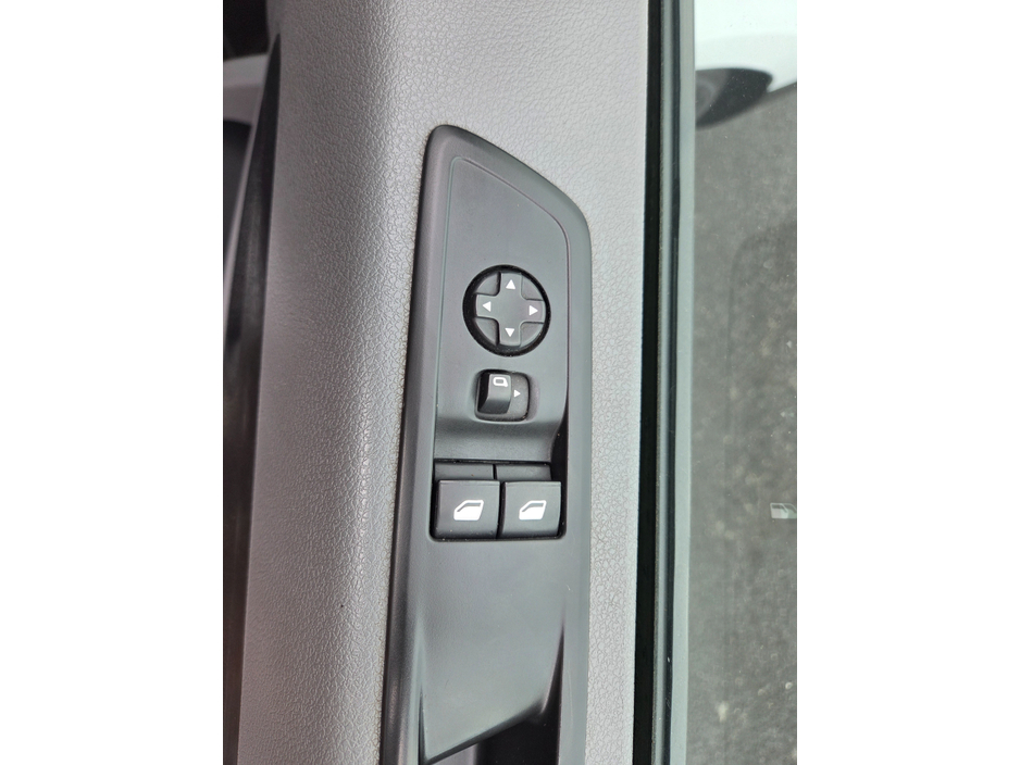 2022 Opel Vivaro 1.5L Diesel For Sale Images