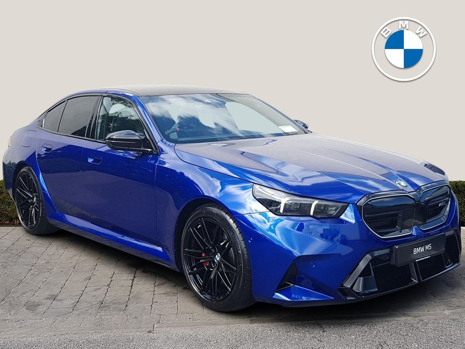2026 BMW M5 4.5L Petrol Plug-in Hybrid For Sale Images