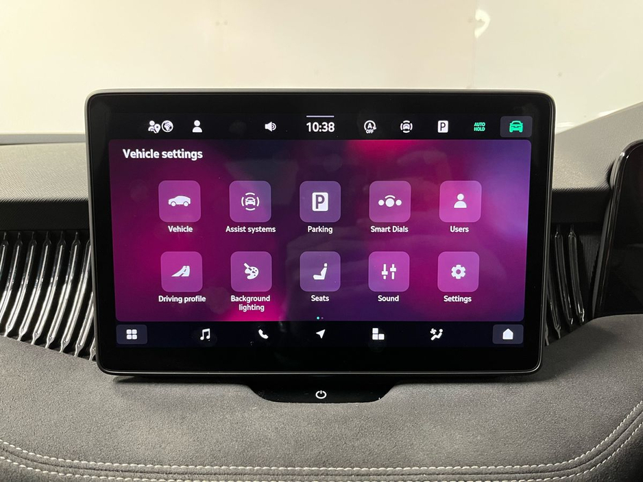 Skoda Superb Sportline DSG 2.0 TDI 150BHP - Reversing Camera - Ambient Lighting - Climate Control - Electric Heated Memory Seats - Keyless Start - Apple CarPlay/Android Auto — thumbnail 16