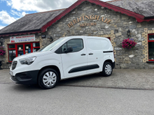2022 Opel Combo 1.5L Diesel For Sale Images