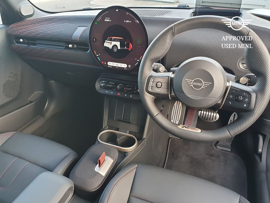 2026 MINI Hatch 2L Petrol For Sale Images