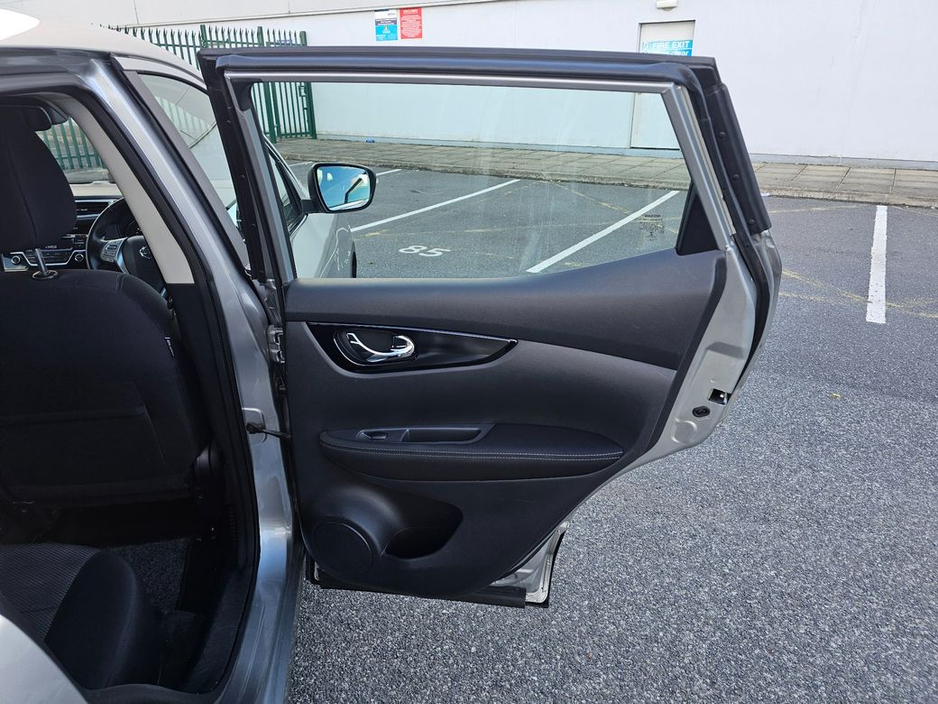 Nissan Qashqai 1.2 PETROL, ACENTA SMART MODEL, LOW MILEAGE, NEW NCT, FINANCE, WARRANTY, 5 STAR REVIEWS — thumbnail 28