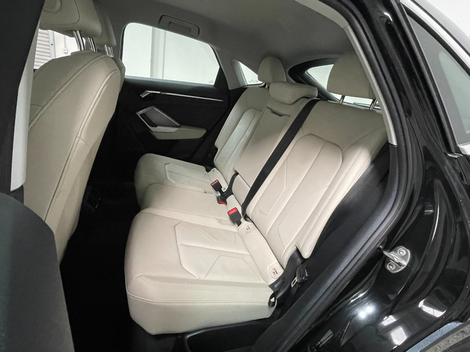 2022 Audi Q3 2L Diesel For Sale Images