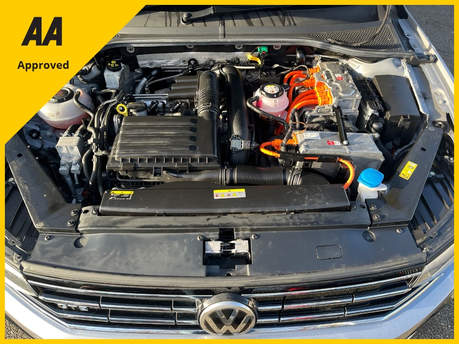 2020 Volkswagen Passat 1.4L Petrol Plug-in Hybrid For Sale Images