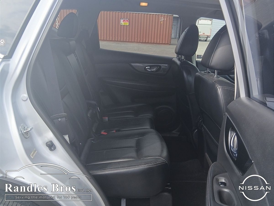 Nissan X-Trail 1.6d SV 7 Seats Design Pack — thumbnail 14