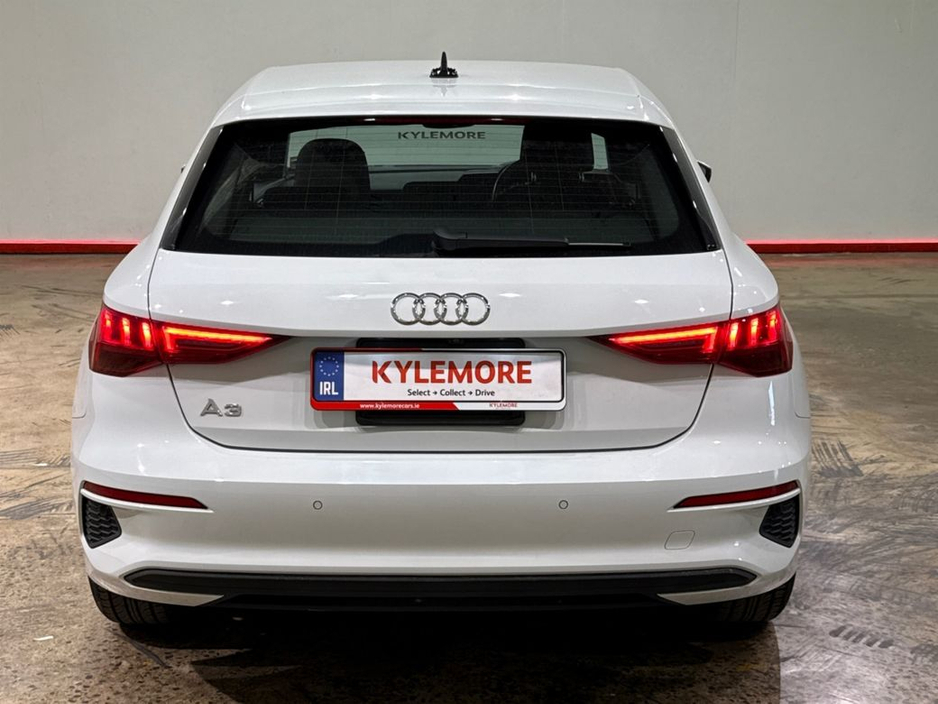 Audi A3 1.0 TFSI AUTOMATIC - FACTORY ALLOYS - CRUISE CONTROL - LED HEADLIGHTS - REAR CAMERA — thumbnail 4