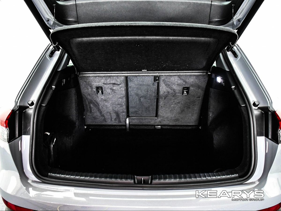 Audi Q4 e-tron Sport 45, 286 Electric 82kWh Auto — thumbnail 17