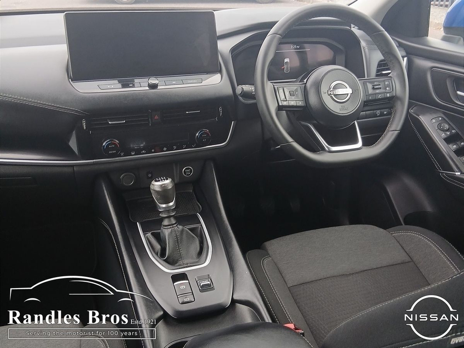Nissan Qashqai 1.3 PET MILD HYBRID SV PREMIUM — thumbnail 12