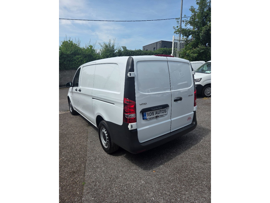 2022 Mercedes-Benz Vito 2L Diesel For Sale Images