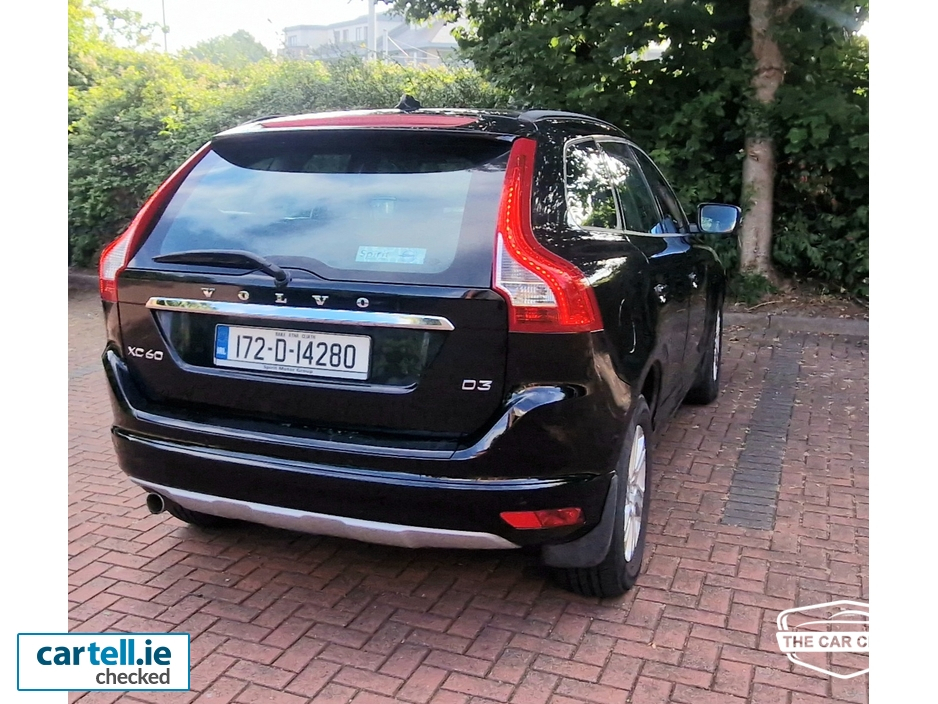 2017 Volvo XC60 2L Diesel For Sale Images