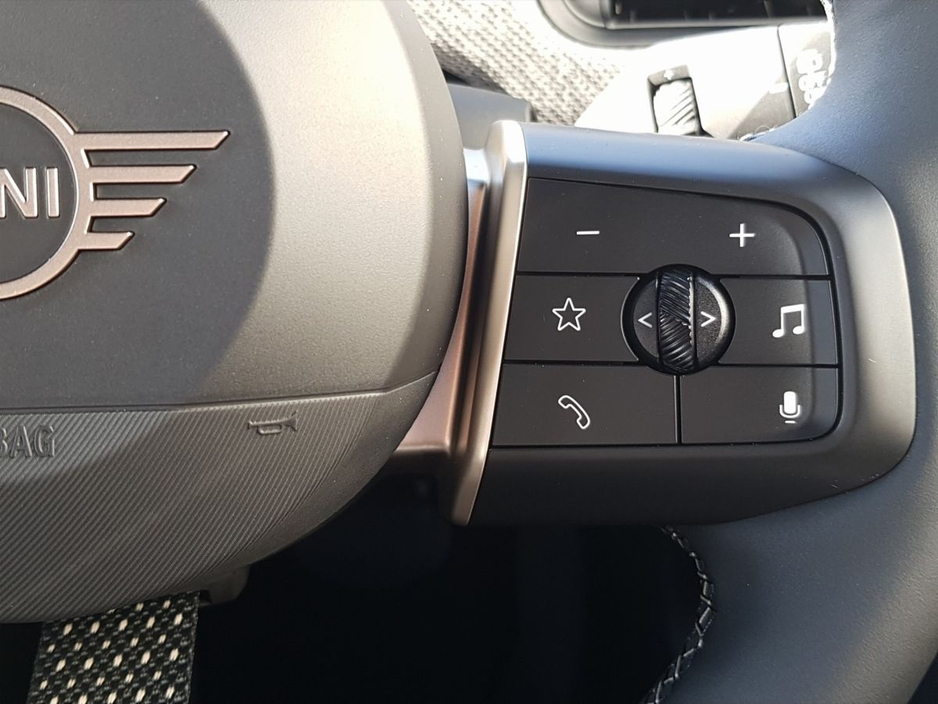 2024 MINI Hatch 1.5L Petrol For Sale Images