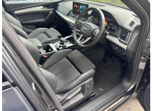 2023 Audi Q5 2.0L Petrol Plug-in Hybrid For Sale Images