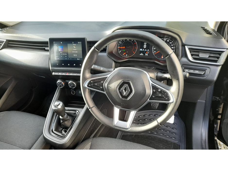 2022 Renault Clio 1L Petrol For Sale Images