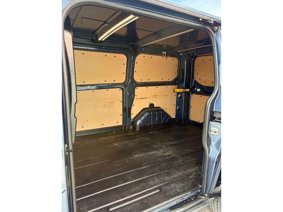 2022 Ford Transit Custom 2L Diesel For Sale Images