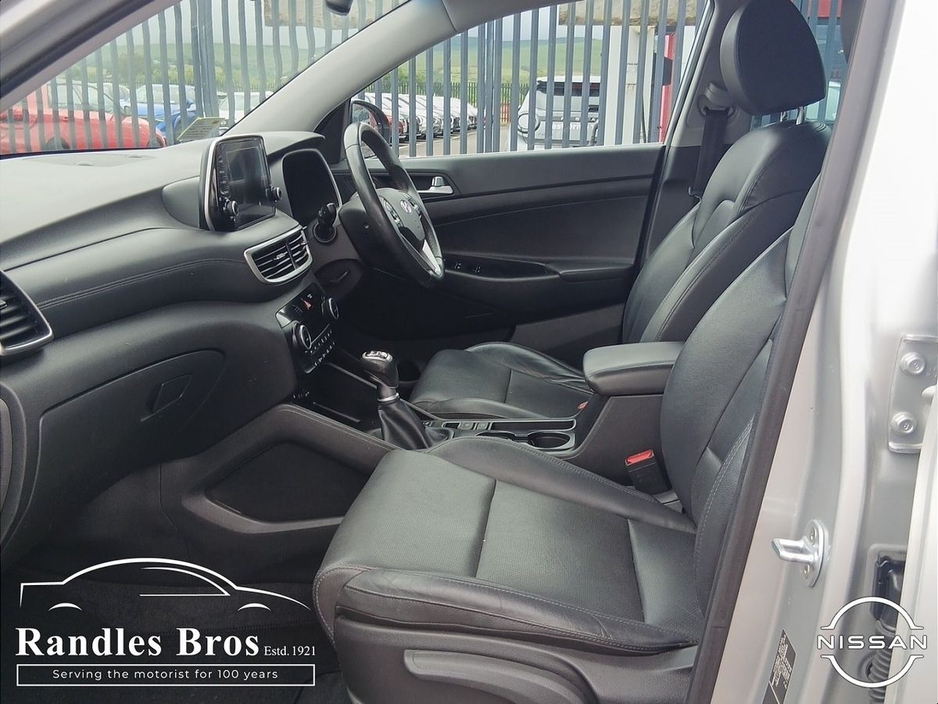 Hyundai Tucson 2WD Executive Plus — thumbnail 11