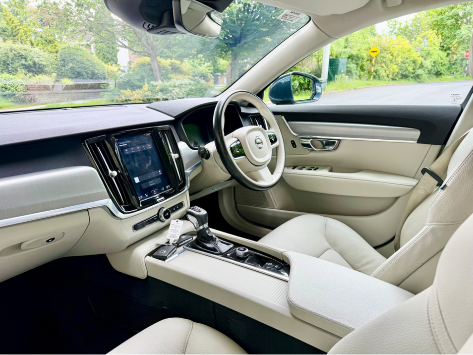 2019 Volvo S90 2L Diesel For Sale Images