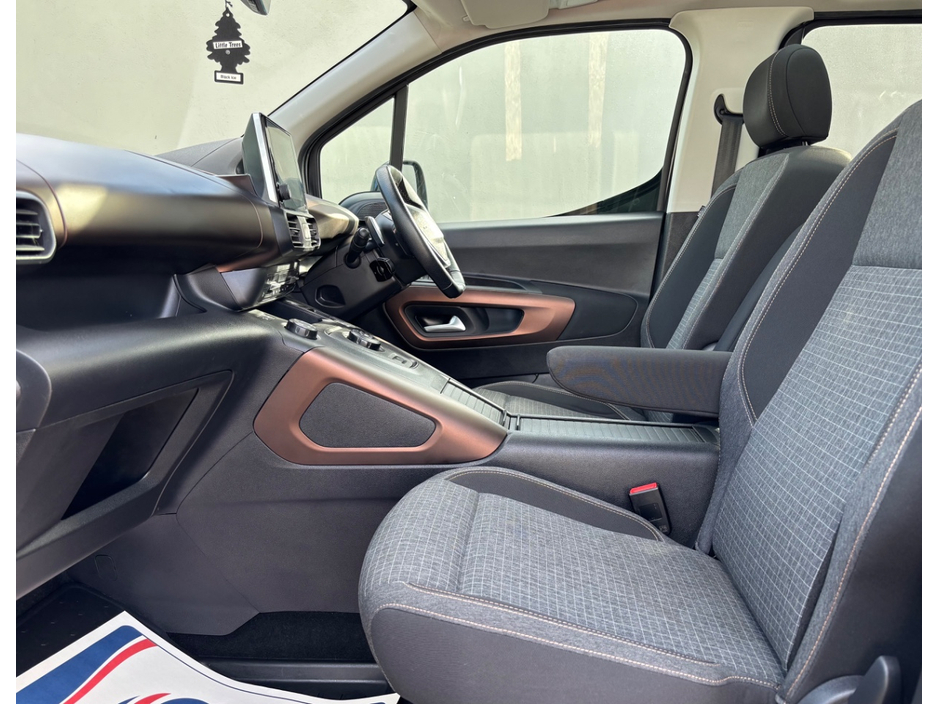 2020 Peugeot Rifter 1.5L Diesel For Sale Images