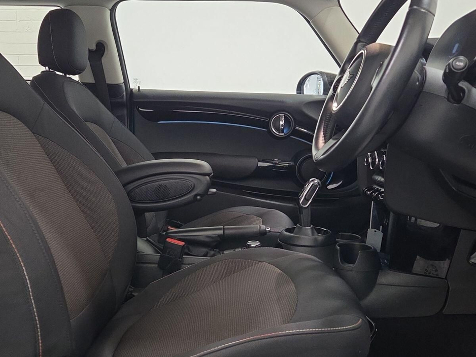 2024 MINI Hatch 1.5L Petrol For Sale Images