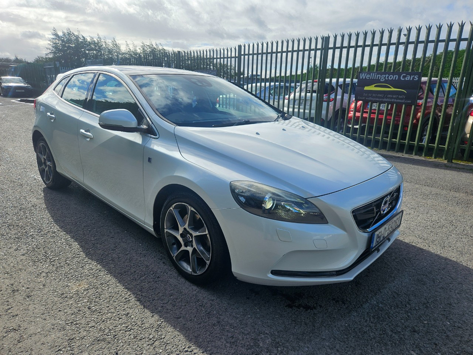 2015 Volvo V40 1.6L Petrol For Sale Images