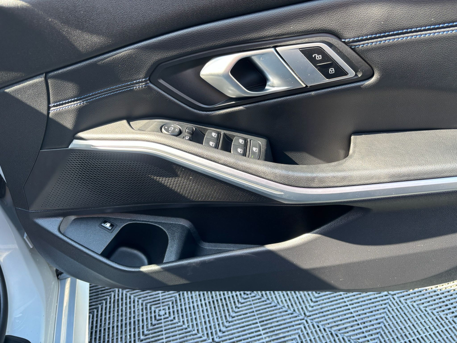 BMW 3 Series BMW 330e individual M-sport plug in hybrid m-performance kit 20"alloys — thumbnail 11